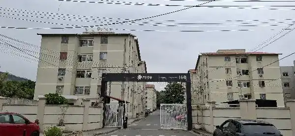 Apartamento em SANTA CRUZ, RIO DE JANEIRO - RJ