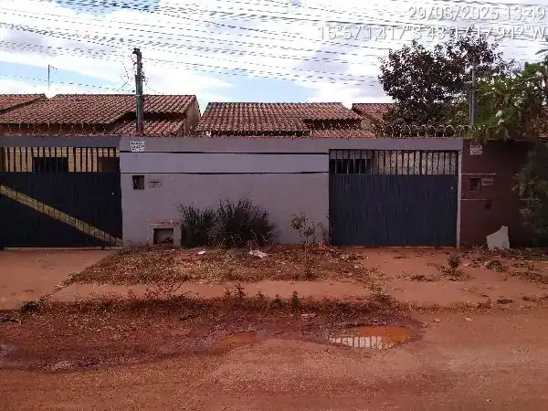 Casa em PARQUE ESTRELA DALVA XII, SANTO ANTONIO DO DESCOBERTO - GO