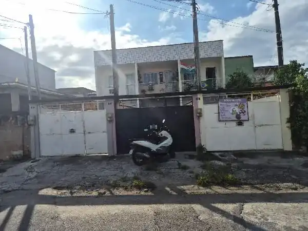 Casa em FANCHEM, QUEIMADOS - RJ