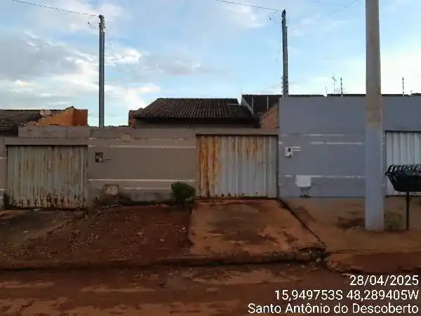 Casa em PARQUE ESTRELA DALVA XII, SANTO ANTONIO DO DESCOBERTO - GO