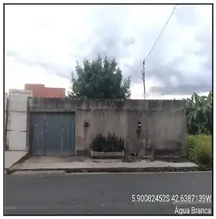 Casa em TINGUIS, AGUA BRANCA - PI