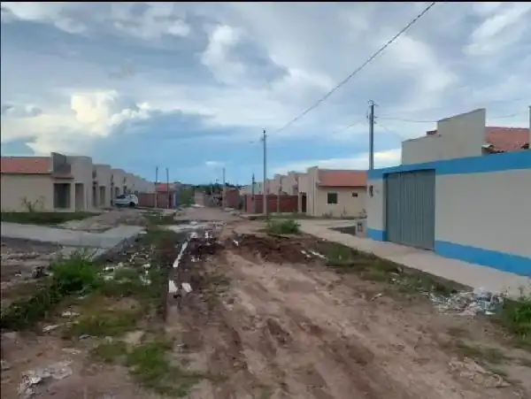Casa em SANTA INÊS, ALTOS - PI