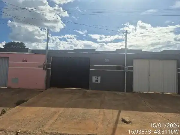 Casa em PARQUE ESTRELA DALVA XVII, SANTO ANTONIO DO DESCOBERTO - GO