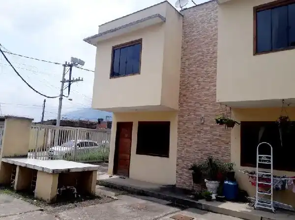 Casa em CABUCU, NOVA IGUACU - RJ