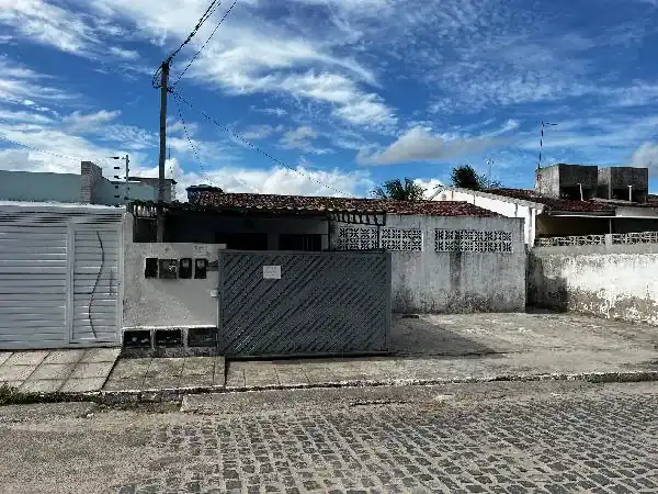 Casa em LOT PARAISO TROPICAL, SANTA RITA - PB