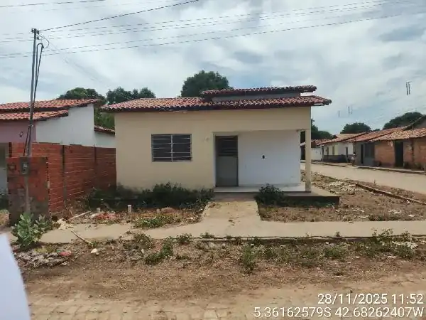Casa em BOA ESPERANÇA, DEMERVAL LOBAO - PI