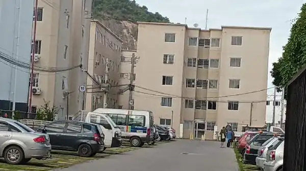 Apartamento em GARDENIA AZUL, RIO DE JANEIRO - RJ