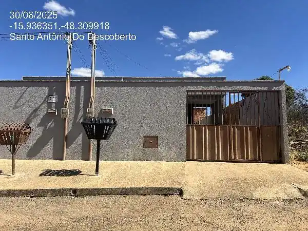 Casa em PARQUE ESTRELA DALVA XV, SANTO ANTONIO DO DESCOBERTO - GO
