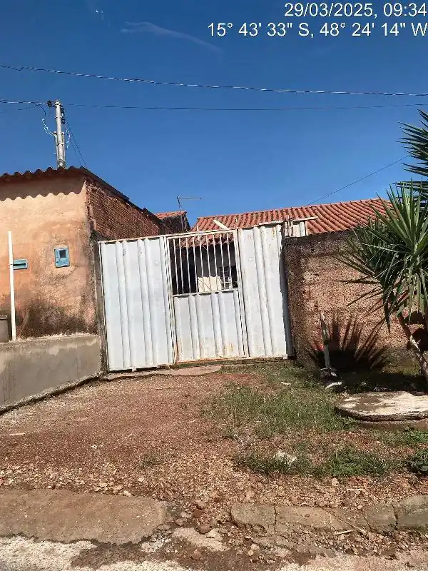 Casa em GIRASSOL, COCALZINHO DE GOIAS - GO