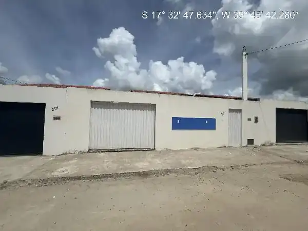 Casa em JARDIM CARAIPE, TEIXEIRA DE FREITAS - BA
