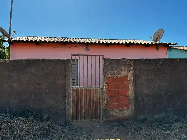 Casa em GIRASSOL, COCALZINHO DE GOIAS - GO