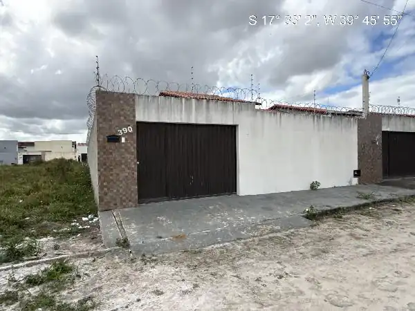 Casa em TANCREDO NEVES, TEIXEIRA DE FREITAS - BA