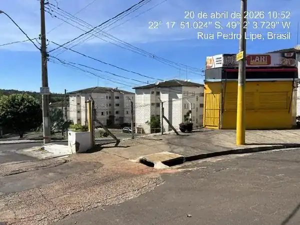 Apartamento em NUCLEO HABITACIONAL MARY DOTA, BAURU - SP
