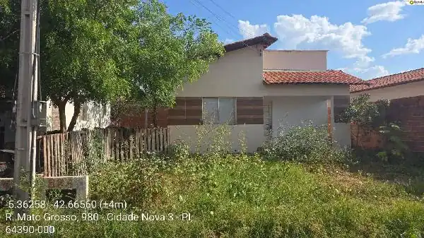 Casa em ZONA URBANA, DEMERVAL LOBAO - PI