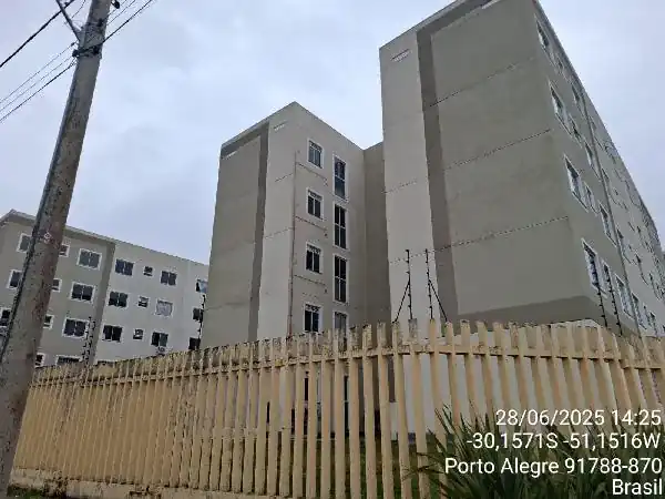 Apartamento em PITINGA, PORTO ALEGRE - RS