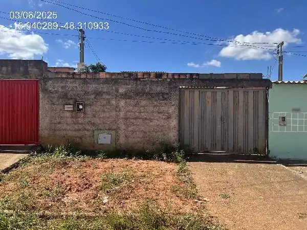 Casa em PARQUE ESTRELA DALVA XVI, SANTO ANTONIO DO DESCOBERTO - GO