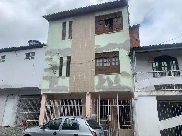Casa em OLHOS D'AGUA, FEIRA DE SANTANA - BA