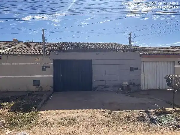 Casa em PQ  ESTRELA DALVA XI, SANTO ANTONIO DO DESCOBERTO - GO