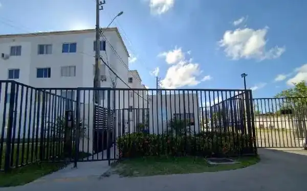 Apartamento em CAJAZEIRAS DE ABRANTES (ABRANTES), CAMACARI - BA
