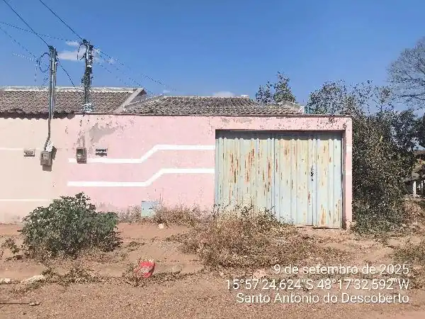 Casa em VILA RAIO DE LUZ, SANTO ANTONIO DO DESCOBERTO - GO