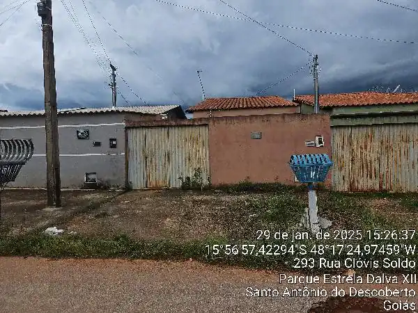 Casa em PARQUE ESTRELA DALVA XII, SANTO ANTONIO DO DESCOBERTO - GO