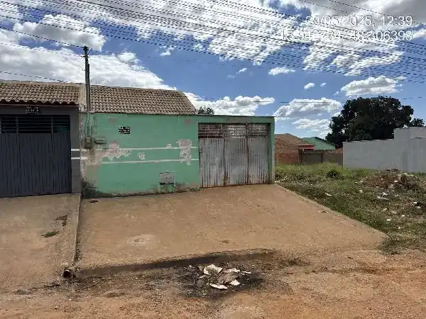 Casa em JARDIM ANA BEATRIZ II, SANTO ANTONIO DO DESCOBERTO - GO