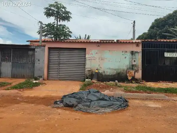Casa em PARQUE ESTRELA DALVA IX, LUZIANIA - GO
