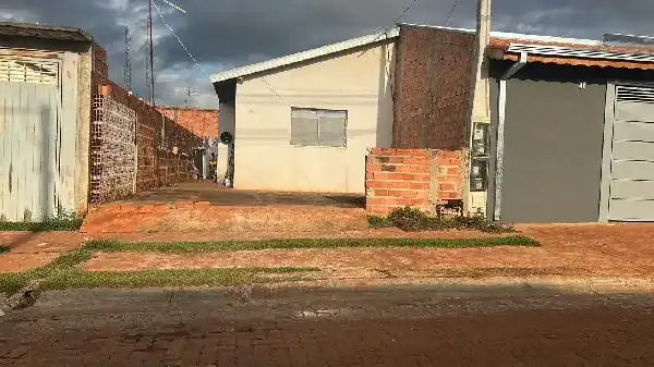 Casa em LAGOA VERMELHA, TATUI - SP