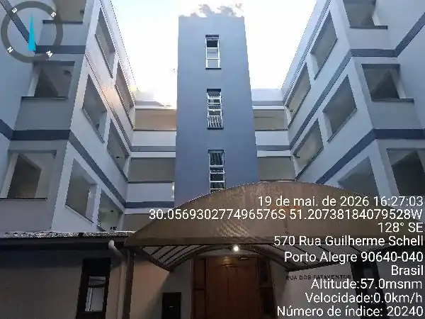 Apartamento em SANTO ANTONIO, PORTO ALEGRE - RS