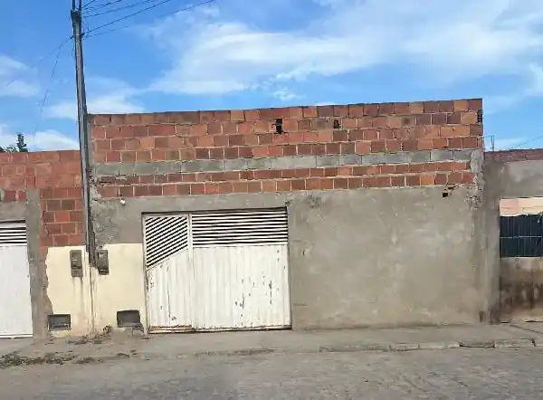 Casa em PEDRA FERRADA, FEIRA DE SANTANA - BA