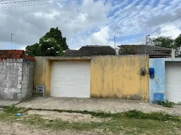 Casa em CATOLE, HORIZONTE - CE