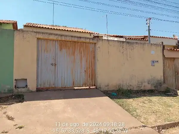 Casa em PARQUE ESTRELA DALVA XII, SANTO ANTONIO DO DESCOBERTO - GO