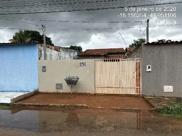Casa em PARQUE ESTRELA DALVA IX, LUZIANIA - GO