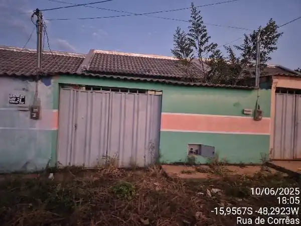 Casa em VILA RAIO DE LUZ, SANTO ANTONIO DO DESCOBERTO - GO
