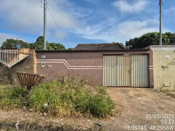 Casa em PARQUE ESTRELA DALVA XII, SANTO ANTONIO DO DESCOBERTO - GO