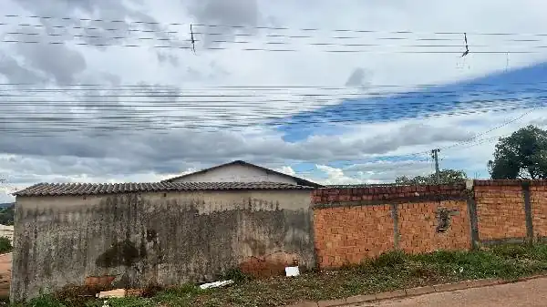 Casa em JARDIM ANA BEATRIZ II, SANTO ANTONIO DO DESCOBERTO - GO