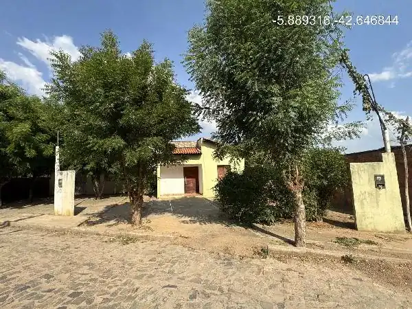 Casa em SÃO LUIS, AGUA BRANCA - PI