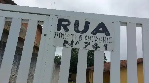 Casa em MONJOLOS, SAO GONCALO - RJ
