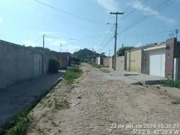 Casa em SANTA LUZ, ALTOS - PI