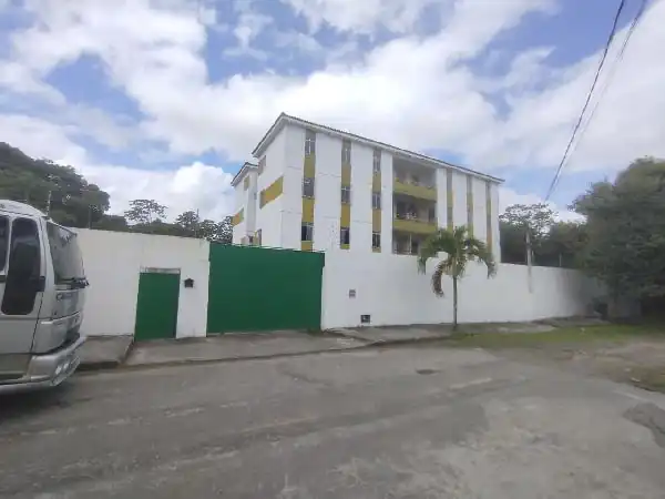 Apartamento em JARDIM LIMOEIRO, CAMACARI - BA