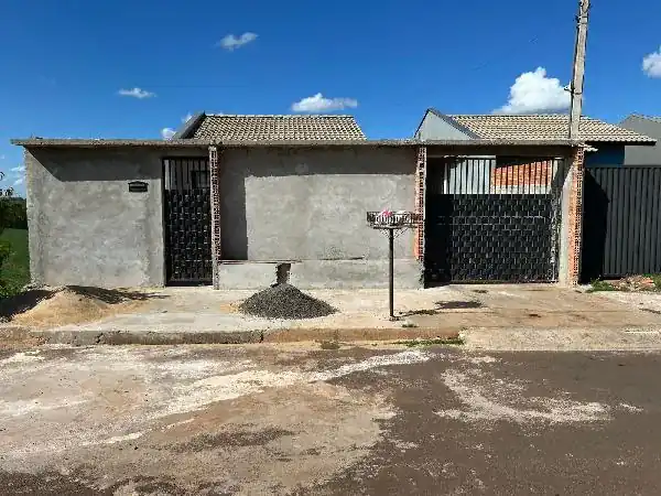 Casa em CJ HAB SOLO SAGRADO, APUCARANA - PR
