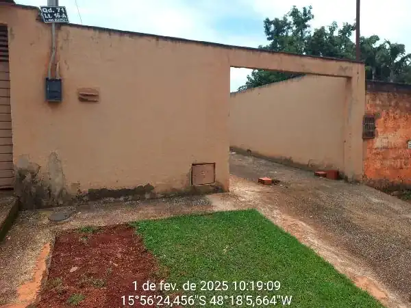 Casa em JARDIM ANA BEATRIZ II, SANTO ANTONIO DO DESCOBERTO - GO