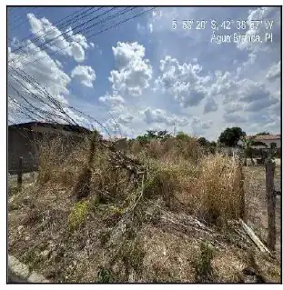 Casa em SÃO LUIS, AGUA BRANCA - PI