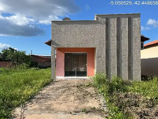 Casa em SANTO ANTONIO, ALTOS - PI