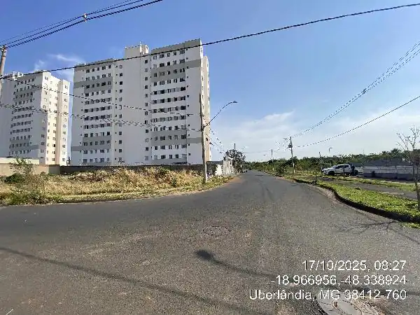 Apartamento em JARDIM CANAA, UBERLANDIA - MG