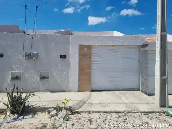 Casa em OLHO D'AGUA, HORIZONTE - CE
