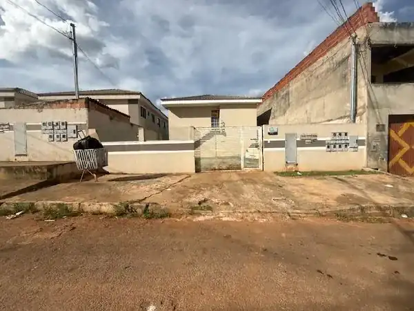 Apartamento em PARQUE ARAGUARI, CIDADE OCIDENTAL - GO