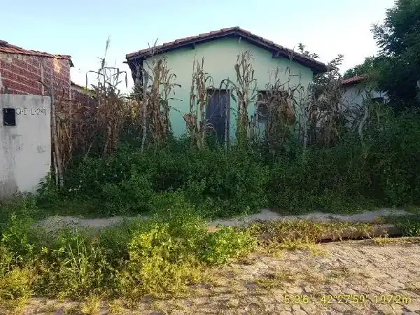 Casa em SANTA CRUZ, ALTOS - PI