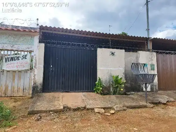 Casa em PARQUE ESTRELA DALVA IX, LUZIANIA - GO