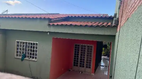 Casa em PARQUE ESTRELA DALVA XI, SANTO ANTONIO DO DESCOBERTO - GO